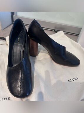Celine Elliptic Heel Assymetrical Pumps 36.5 - like new